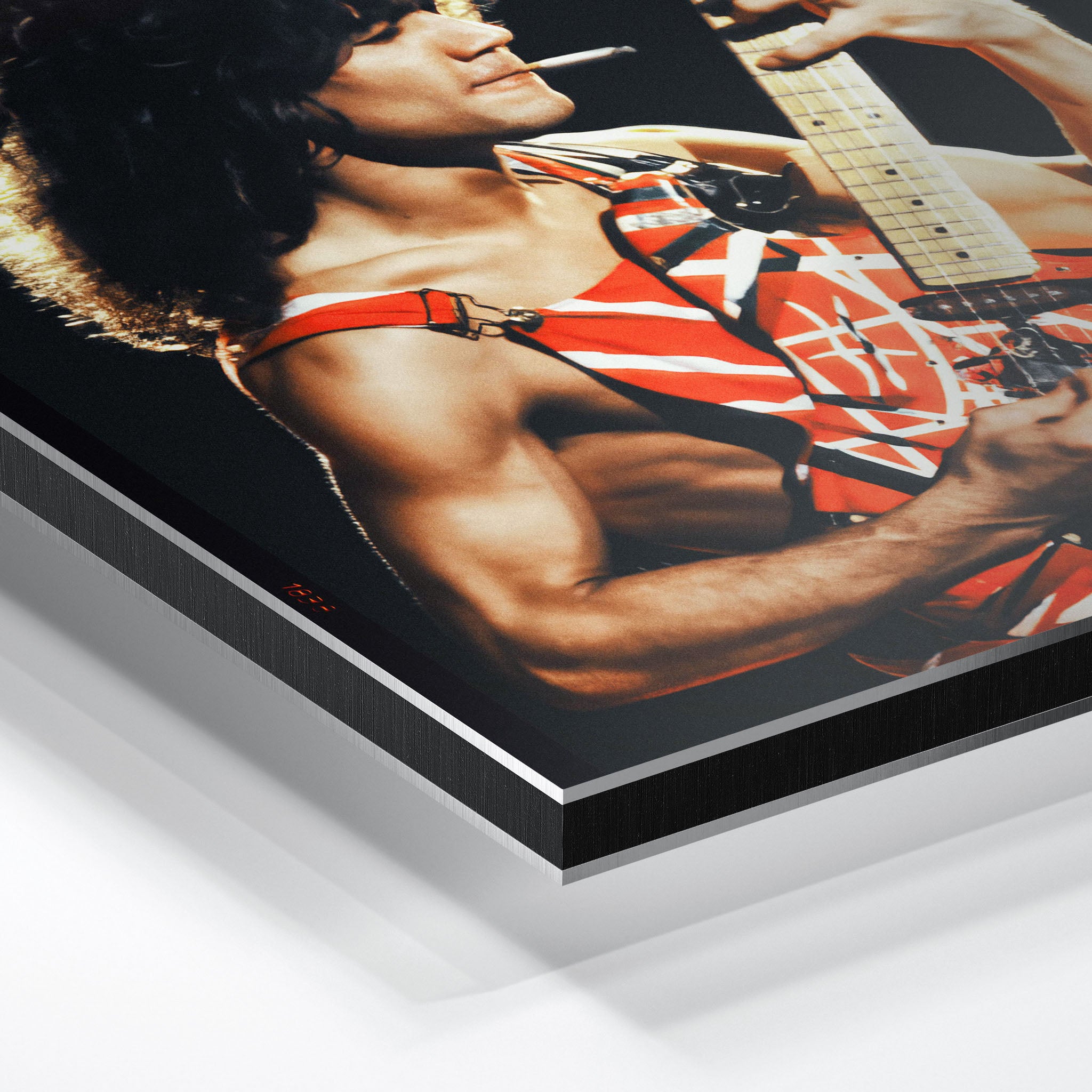 Detailed macro close-up of the ultra-thin 3mm aluminum DIBOND panel edge showing a premium black core layer.