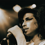 Medium zoom highlighting the rich colour depth of the Amy Winehouse 2007 Zurich Volkshaus fine art print.