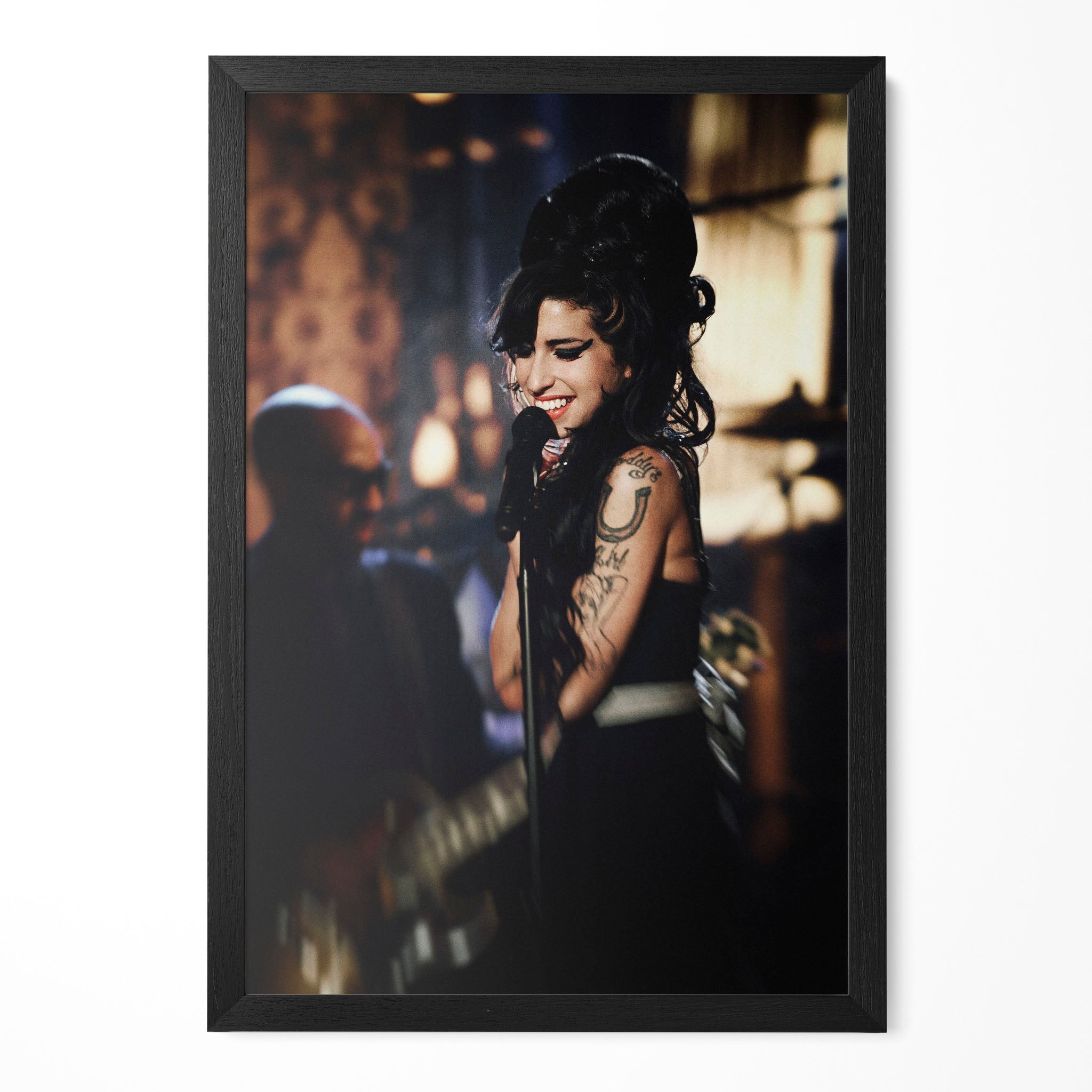 Amy Winehouse 2008 Grammys color live concert poster in a premium classic black wooden frame by POSTEREVER.