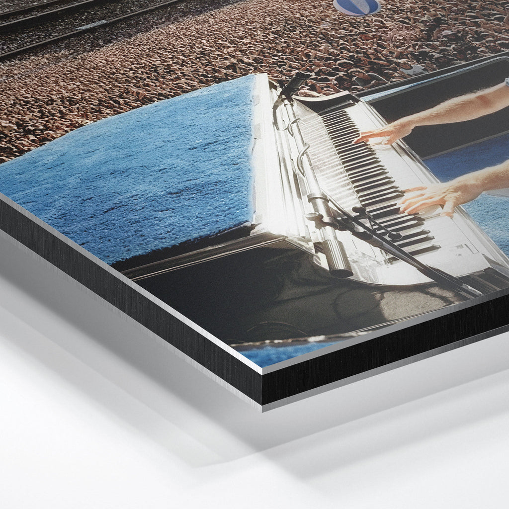 Macro close-up of the ultra-thin aluminum DIBOND panel edge of the Elton John 1975 colorized metal print.