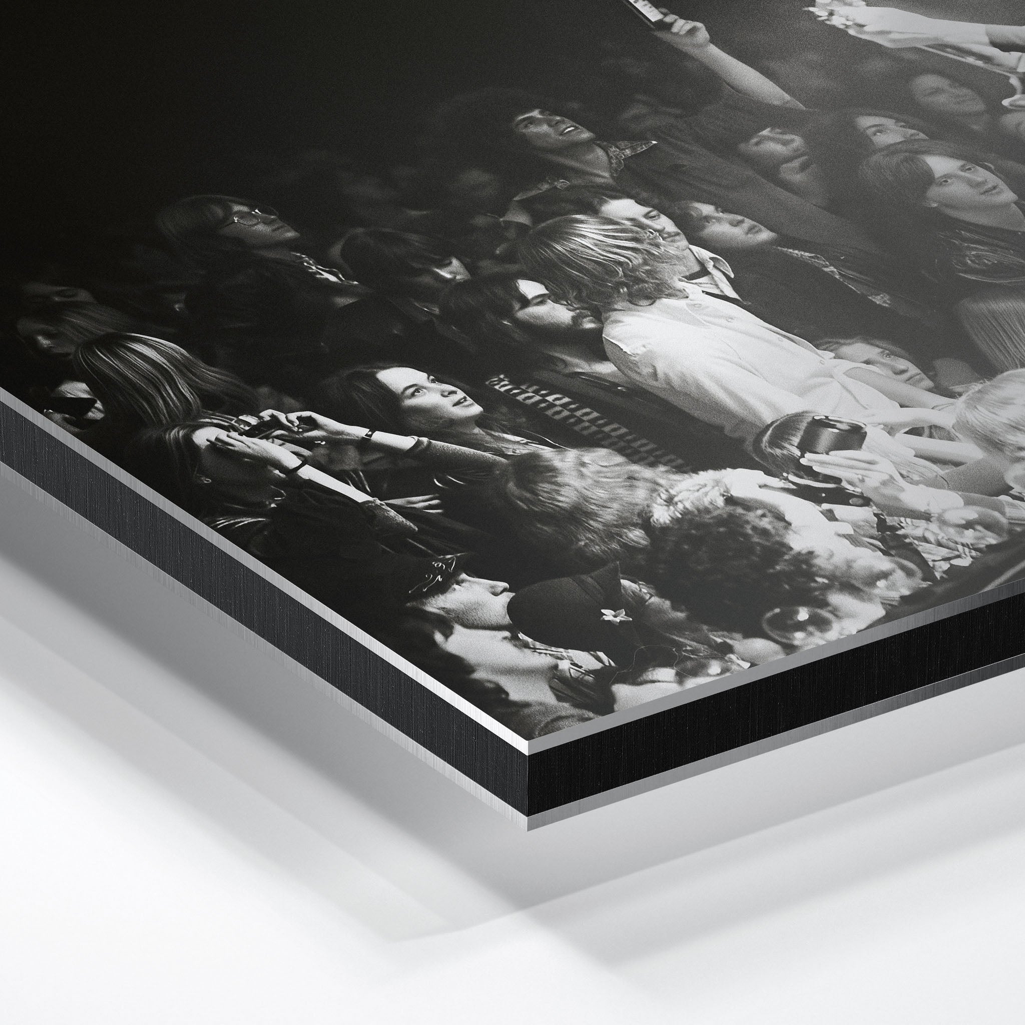 Close-up of the aluminum edge on the Jimmy Page black and white metal print