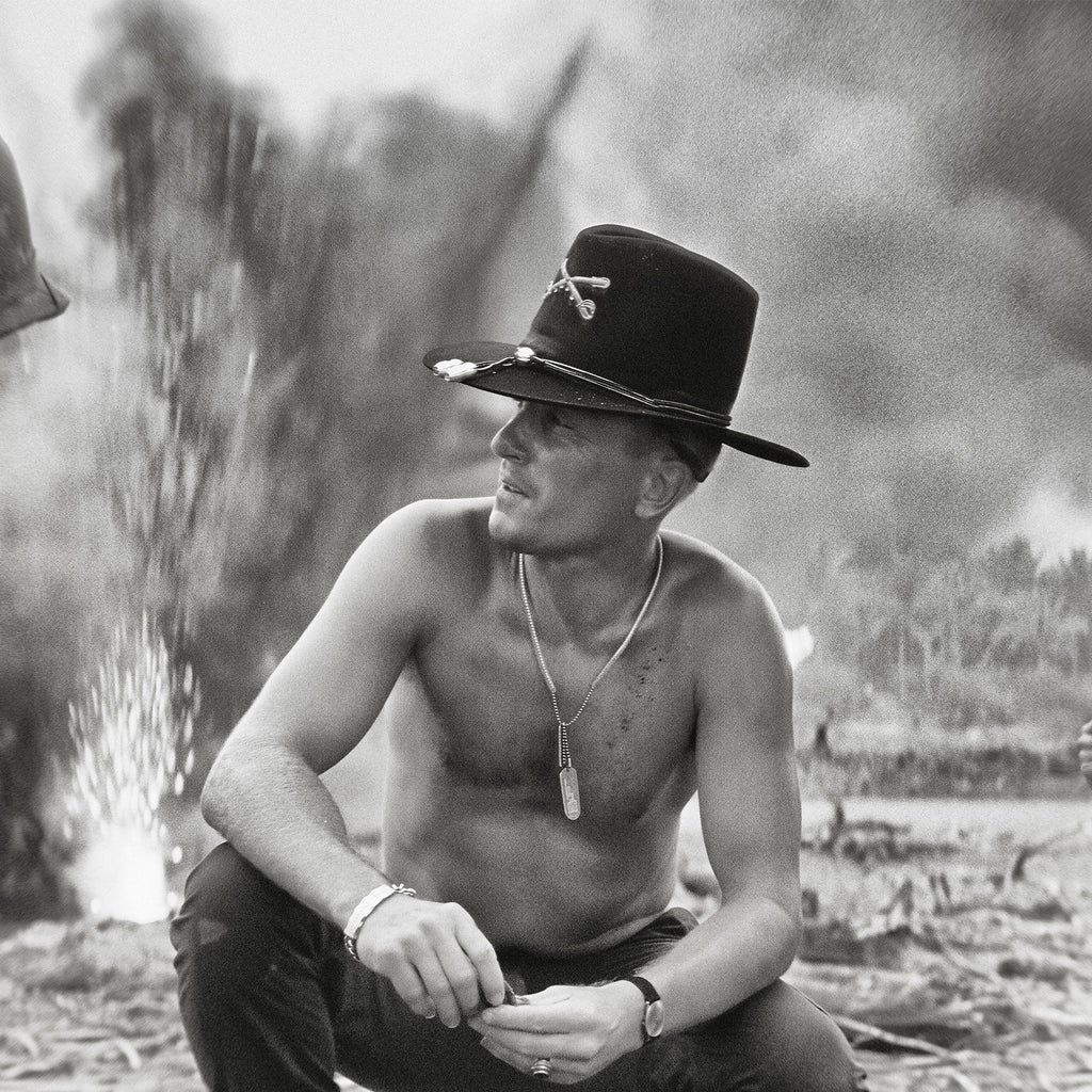 Zoomed detail of Robert Duvall as Kilgore in his Air Cavalry Stetson in black and white