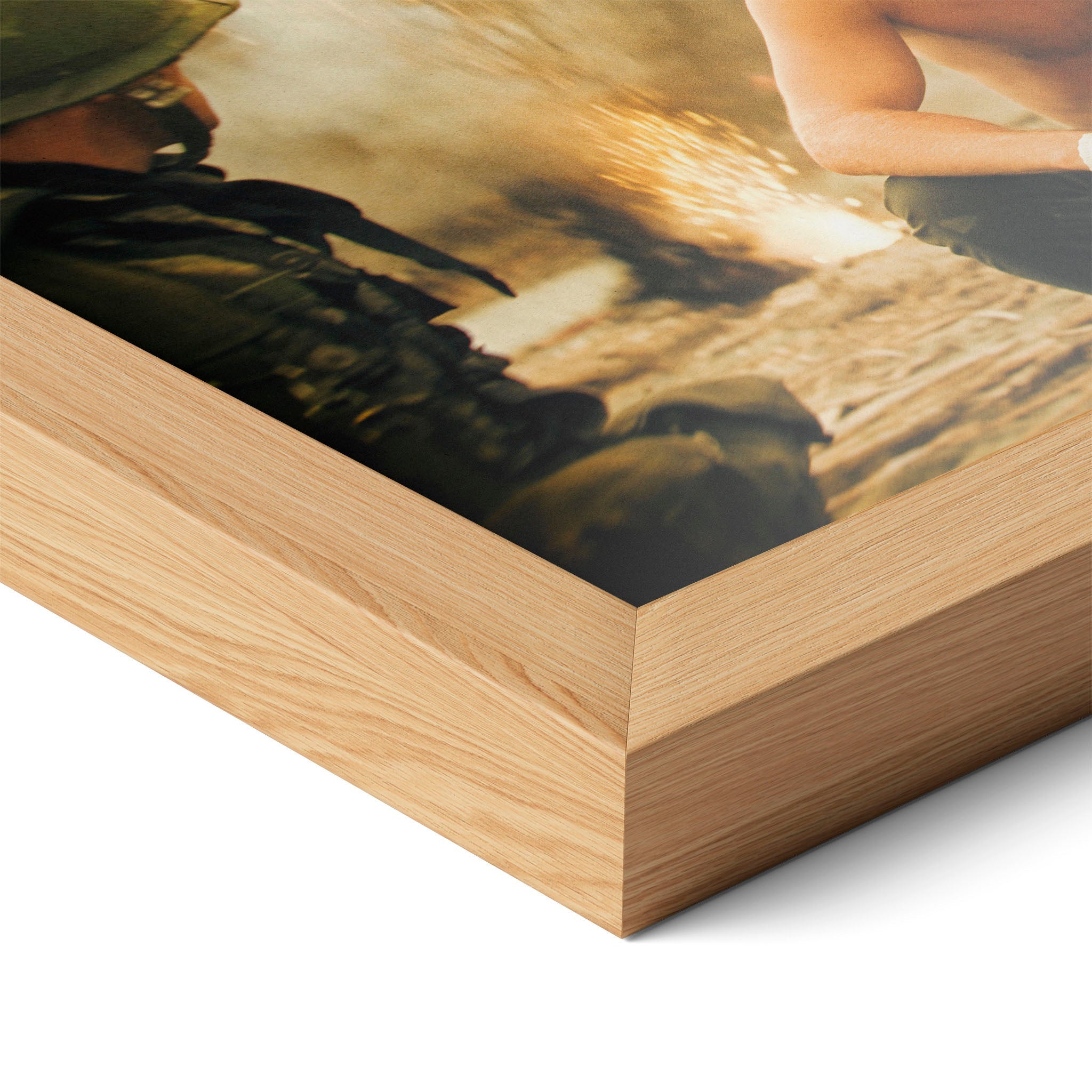 Close-up of the natural oak frame on the Apocalypse Now Kilgore colour poster