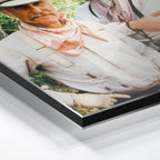 Close-up of the aluminum edge on the Lonesome Dove colour metal print