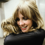 Medium zoom highlighting the crisp detail and rich colour of the Stevie Nicks portrait print