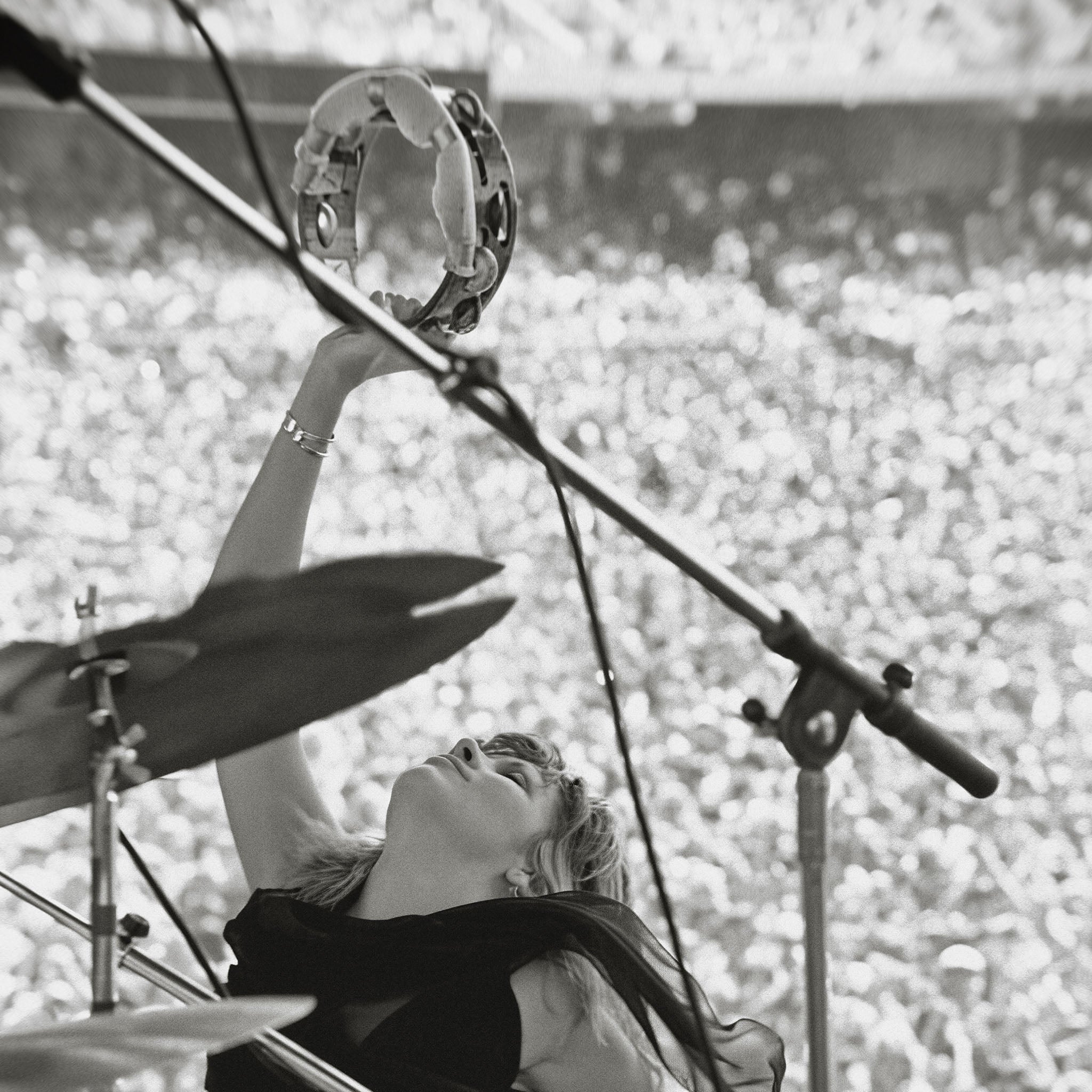 Medium zoom highlighting the crisp detail and deep contrast of the Stevie Nicks 1976 Oakland black and white print