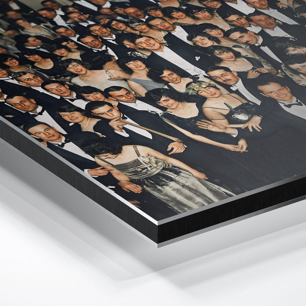 Close-up of the aluminium edge on the Shining Overlook Hotel 1921 colorized metal print
