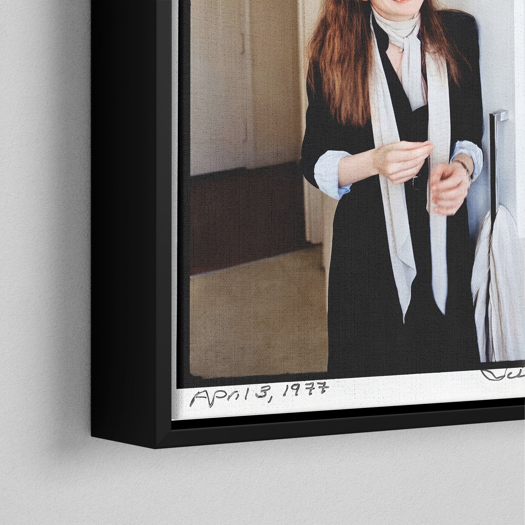 Corner close-up of the black floating frame on the Diane Keaton colour canvas