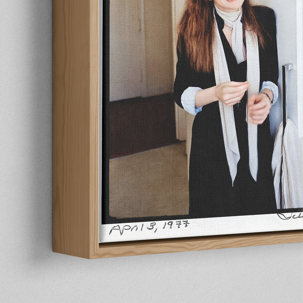 Corner close-up of the natural oak floating frame on the Diane Keaton colour canvas